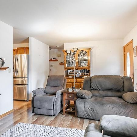 Villa Blissful Retreat In Wisconsin Rapids Extérieur photo